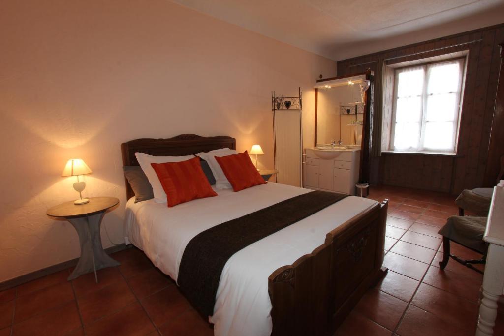 Auberge De L'Echauguette Mont-Dauphin Quarto foto